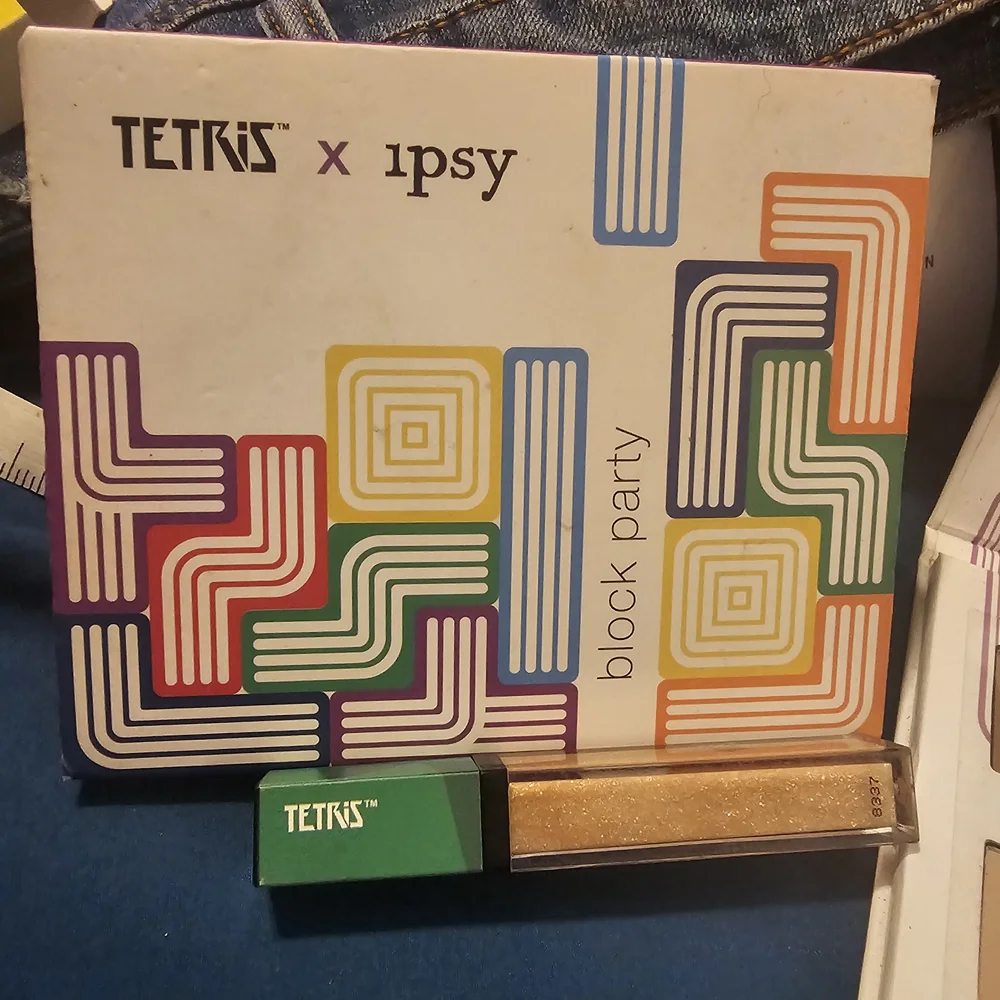 Ipsy Block Party Eyeshadow Palette